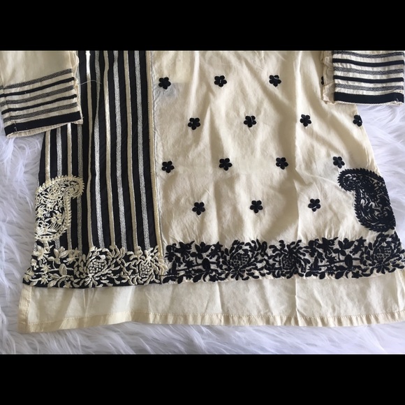 Embroidered top for girls - Picture 6 of 8